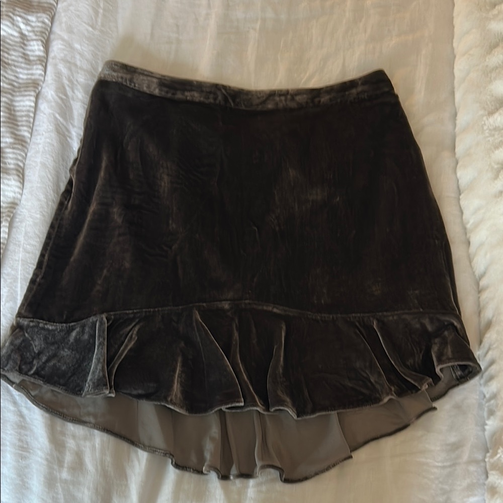 Elegant Mauve Velvet Skirt